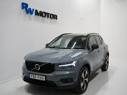 Grå Begagnad 2021 Volvo XC40 R-Design SUV | 299 900 kr (Marknadspris)