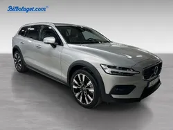 Begagnad 2023 Volvo V60 CC Kombi | 441 900 kr (Dyr)