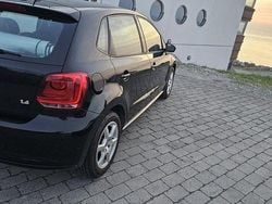 Svart Begagnad 2014 VW Polo Halvkombi | 70 000 kr (Bra pris)