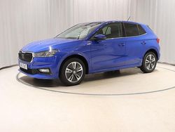 Blå Begagnad 2021 Skoda Fabia Style Halvkombi | 189 900 kr (Marknadspris)