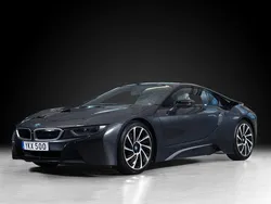 Grå Begagnad 2017 BMW i8 Sportkupé | 745 000 kr
