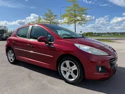 Mörkröd Begagnad 2010 Peugeot 207 Halvkombi | 29 900 kr