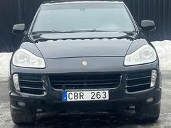 Svart Begagnad 2010 Porsche Cayenne SUV | 90 000 kr (Marknadspris)