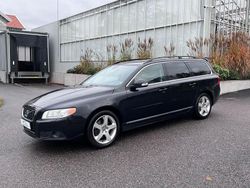 Svart Begagnad 2010 Volvo V70 Momentum Kombi | 59 900 kr (Marknadspris)