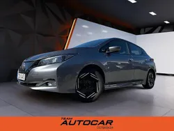 Grå Begagnad 2022 Nissan Leaf Acenta Halvkombi | 169 900 kr (Marknadspris)