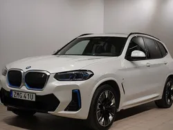 Vit Begagnad 2021 BMW iX3 M Sport SUV | 499 500 kr (Dyr)