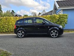 Svart Begagnad 2004 Audi A2 Halvkombi | 40 000 kr (Dyr)