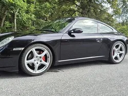 Svart Begagnad 2005 Porsche 911 Carrera S Sportkupé | 350 000 kr