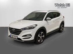 Vit Begagnad 2017 Hyundai Tucson Premium SUV | 219 900 kr (Marknadspris)