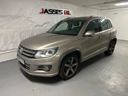 Ljusbrun Begagnad 2015 VW Tiguan Sportline SUV | 126 900 kr (Marknadspris)