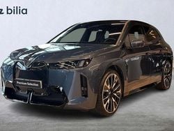 Blå Begagnad 2025 BMW iX M Sport SUV | 1 089 900 kr