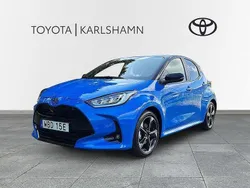 Blå Ny 2024 Toyota Yaris Hybrid Edition Halvkombi | 289 900 kr (Marknadspris)