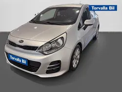 Grå Begagnad 2015 Kia Rio Halvkombi | 127 900 kr (Lite dyr)