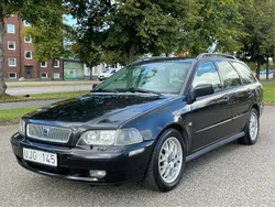 Svart Begagnad 2004 Volvo V40 Kombi | 16 900 kr (Marknadspris)