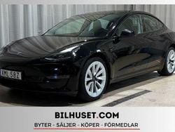 Svart Begagnad 2022 Tesla Model 3 Long Range AWD Sedan | 369 000 kr (Lite dyr)
