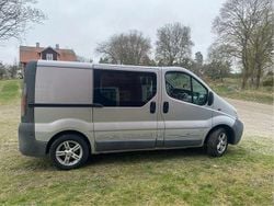 Grå Begagnad 2006 Opel Vivaro Van | 42 000 kr (Bra pris)