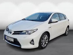 Vit Begagnad 2014 Toyota Auris Hybrid Edition Halvkombi | 129 900 kr (Lite dyr)