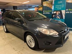 Grå Begagnad 2014 Ford Focus S Kombi | 59 900 kr (Marknadspris)