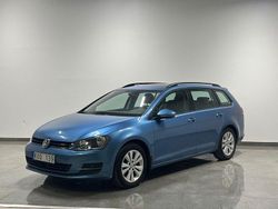 Blå Begagnad 2014 VW Golf VII Kombi | 69 900 kr (Marknadspris)