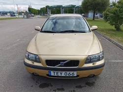 Gul Begagnad 2002 Volvo S60 Business Edition Sedan | 22 500 kr (Marknadspris)
