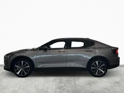 Grå Begagnad 2022 Polestar 2 Plus Sedan | 373 900 kr (Marknadspris)