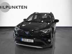 Svart Begagnad 2016 Toyota RAV4 Hybrid Executive SUV | 234 900 kr (Bra pris)