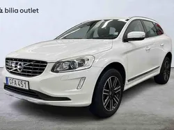 Vit Begagnad 2017 Volvo XC60 SUV | 199 900 kr