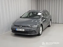 Mörkgrå (grå) Begagnad 2024 VW Golf VIII Kombi | 289 900 kr (Marknadspris)