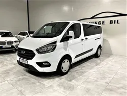 Vit Begagnad 2022 Ford Transit Custom Kombi | 399 900 kr