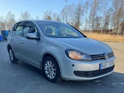 Ljusbrun (brun) Begagnad 2013 VW Golf VII Halvkombi | 59 900 kr (Bra pris)