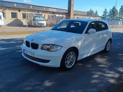 Vit Begagnad 2010 BMW 118 Comfort Edition Halvkombi | 39 900 kr