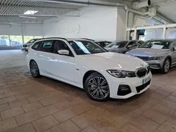 Vit (alpinvit) Begagnad 2022 BMW 330e M Sport Kombi | 348 500 kr (Marknadspris)