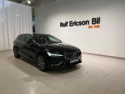 Svart Begagnad 2021 Volvo V60 Inscription Kombi | 299 500 kr (Bra pris)