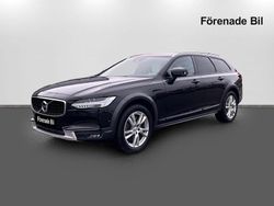 Svart (onyx black) Begagnad 2017 Volvo V90 CC Inscription Kombi | 299 900 kr (Marknadspris)