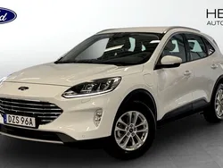 Silver Begagnad 2022 Ford Kuga Titanium SUV | 269 900 kr (Bra pris)