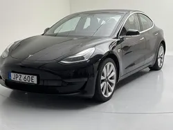 Svart Begagnad 2019 Tesla Model 3 Sedan | 262 000 kr (Marknadspris)