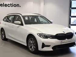 Vit Begagnad 2020 BMW 330e Sport Line Kombi | 242 500 kr (Marknadspris)