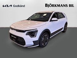 Vit Begagnad 2023 Kia e-Niro SUV | 339 900 kr (Marknadspris)