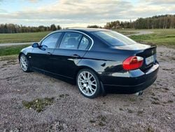Svart Begagnad 2006 BMW 325 Sedan | 65 000 kr (Bra pris)