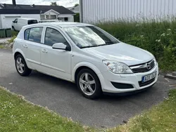 Vit Begagnad 2008 Opel Astra Enjoy Halvkombi | 7 500 kr (Superpris)