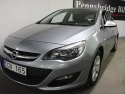 Grå Begagnad 2013 Opel Astra Active Halvkombi | 84 900 kr (Marknadspris)