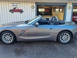 Grå Begagnad 2004 BMW Z4 Cab | 119 000 kr (Marknadspris)