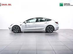 Vit Begagnad 2022 Tesla Model 3 Long Range AWD Sedan | 399 900 kr (Dyr)