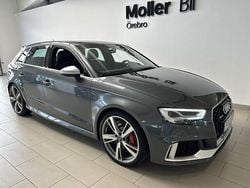 Grå Begagnad 2017 Audi RS3 Sportback Halvkombi | 429 900 kr (Bra pris)