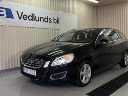 Svart Begagnad 2012 Volvo V60 Momentum Kombi | 79 900 kr (Marknadspris)