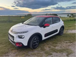 Vit Begagnad 2017 Citroën C3 Halvkombi | 74 900 kr (Marknadspris)