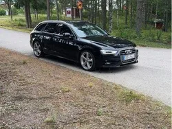 Svart Begagnad 2013 Audi A4 Kombi | 119 000 kr (Marknadspris)