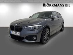Grå Begagnad 2018 BMW 118 M Sport Halvkombi | 169 900 kr (Marknadspris)