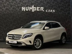 Mercedes GLA220