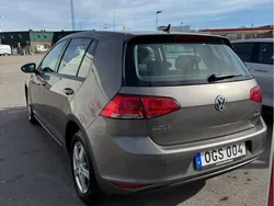 Grå Begagnad 2017 VW Golf VII Halvkombi | 110 000 kr (Bra pris)
